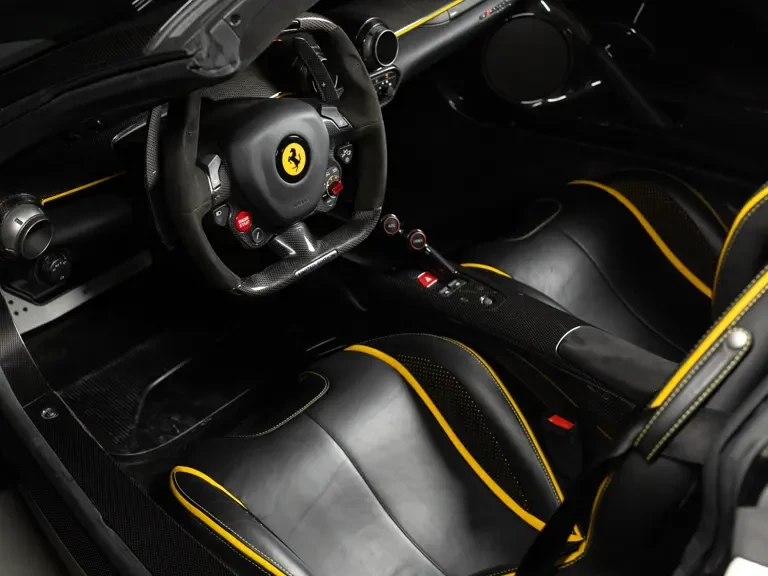 2017 Ferrari LaFerrari Aperta - Image 5 of 30