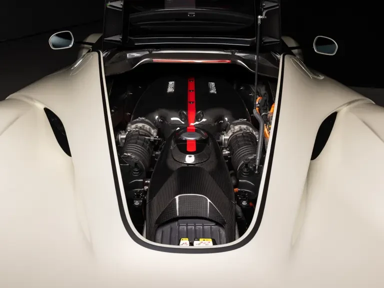 2017 Ferrari LaFerrari Aperta - Image 4 of 30