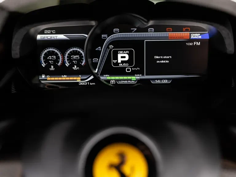 2017 Ferrari LaFerrari Aperta - Image 12 of 30