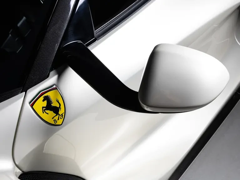 2017 Ferrari LaFerrari Aperta - Image 24 of 30