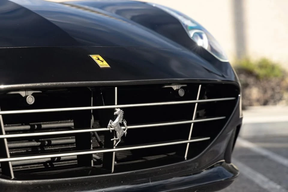 2017 Ferrari California T - Image 6 of 20
