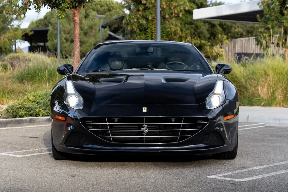 2017 Ferrari California T - Image 5 of 20