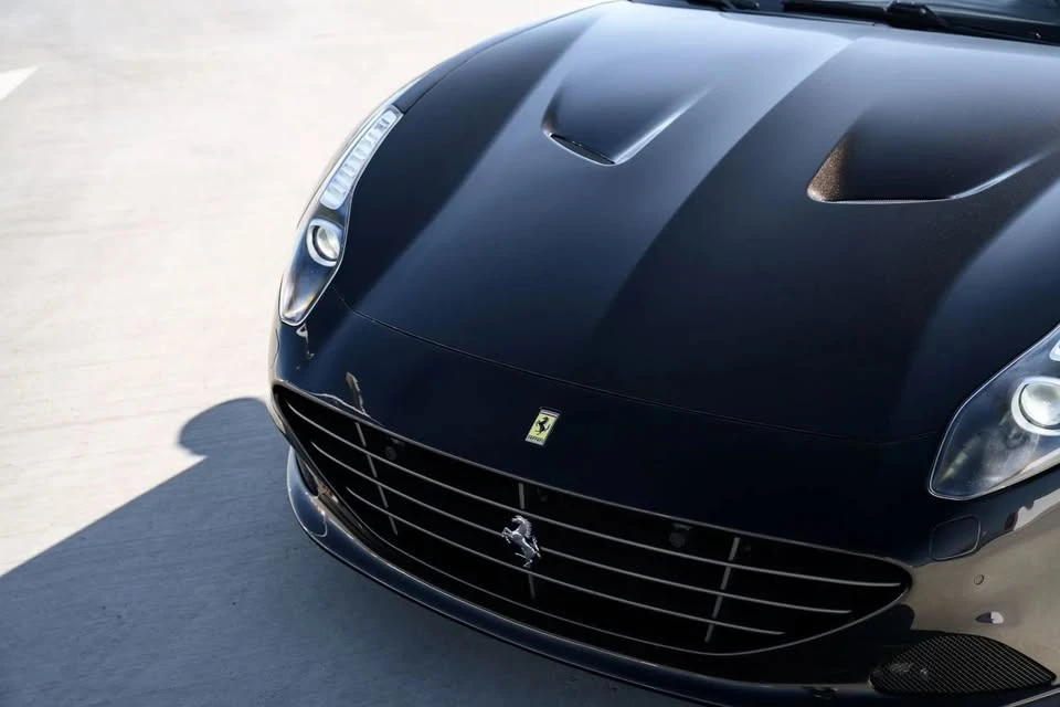 2017 Ferrari California T - Image 10 of 20