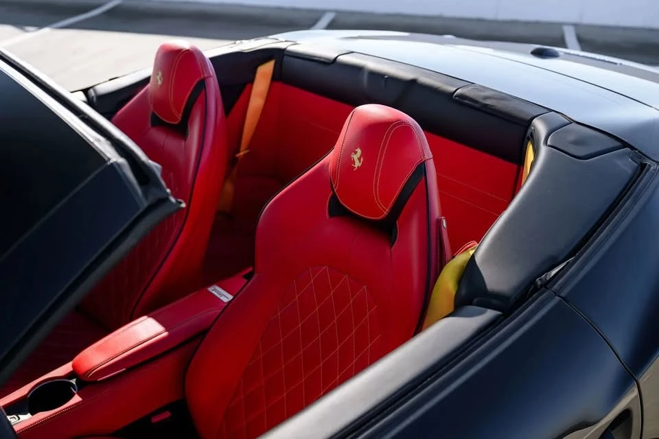 2017 Ferrari California T - Image 18 of 20
