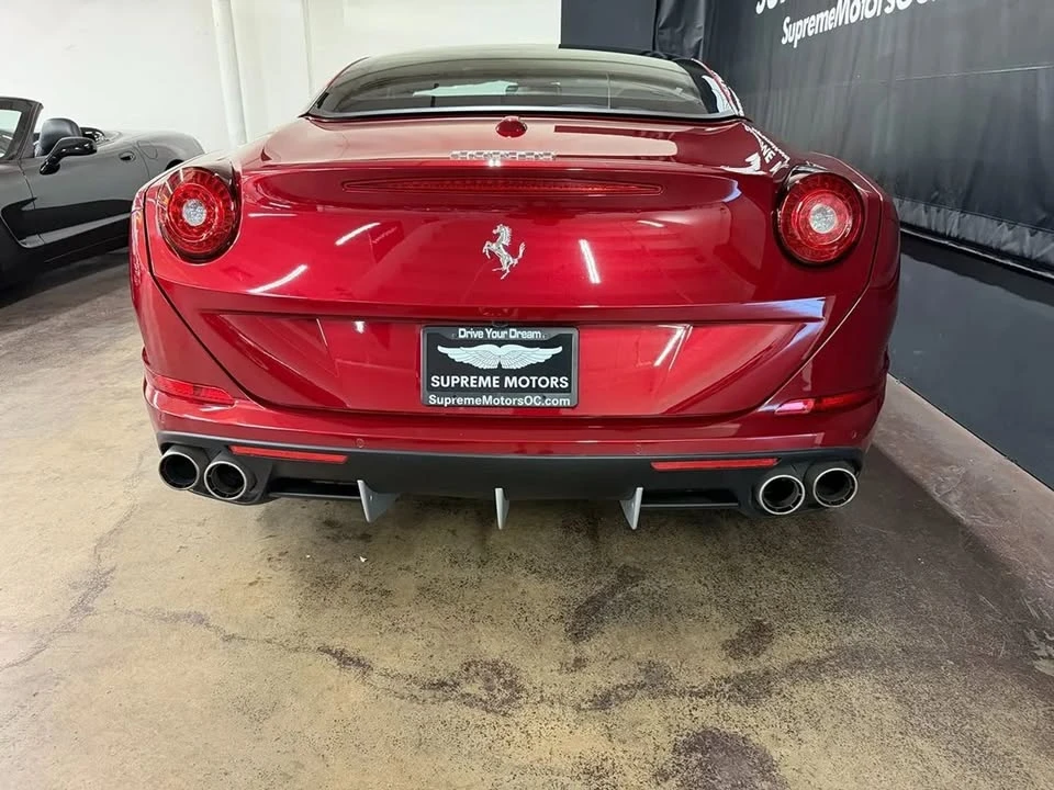 2017 Ferrari California T - Image 8 of 20