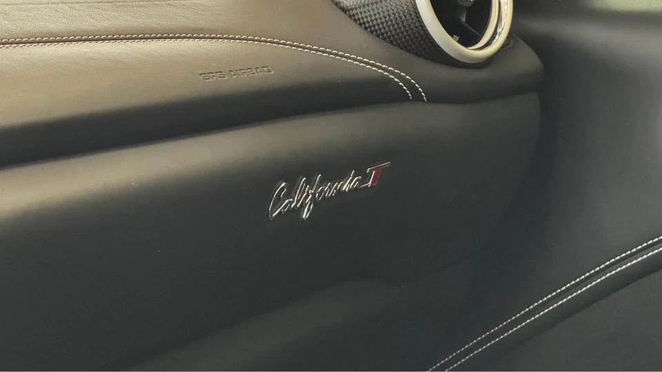 2017 Ferrari California T - Image 15 of 20