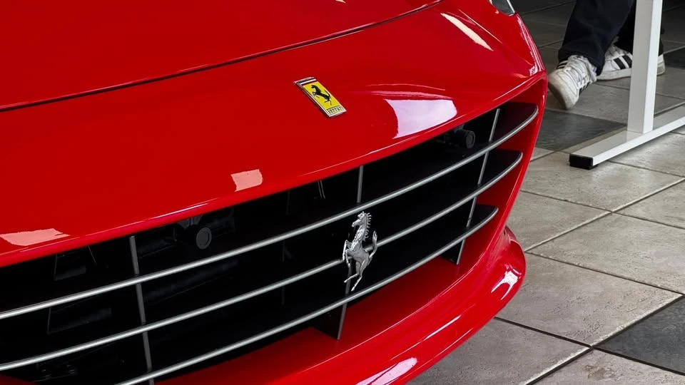 2017 Ferrari California T - Image 7 of 18