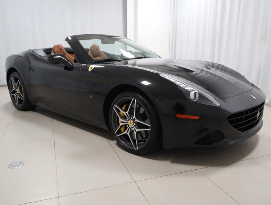 2017 Ferrari California T - Image 4 of 19