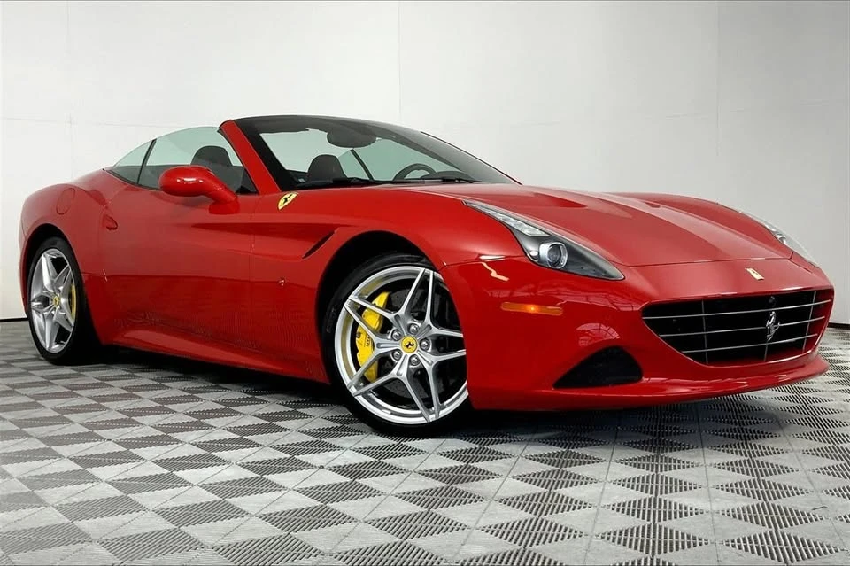 2017 Ferrari California T - Image 6 of 8