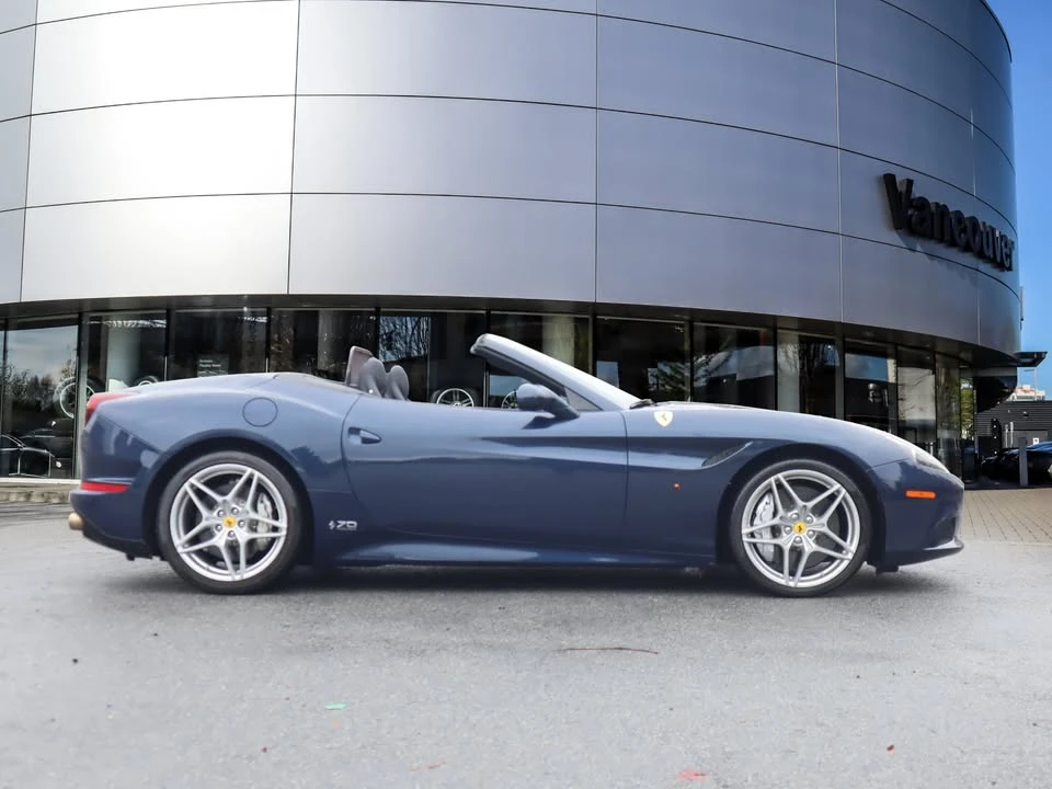 2017 Ferrari California T - Image 4 of 20