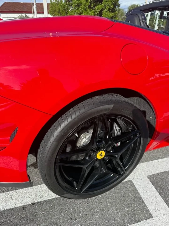 2017 Ferrari California T - Image 12 of 16