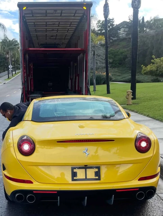 2016 Ferrari California T - Image 3 of 8