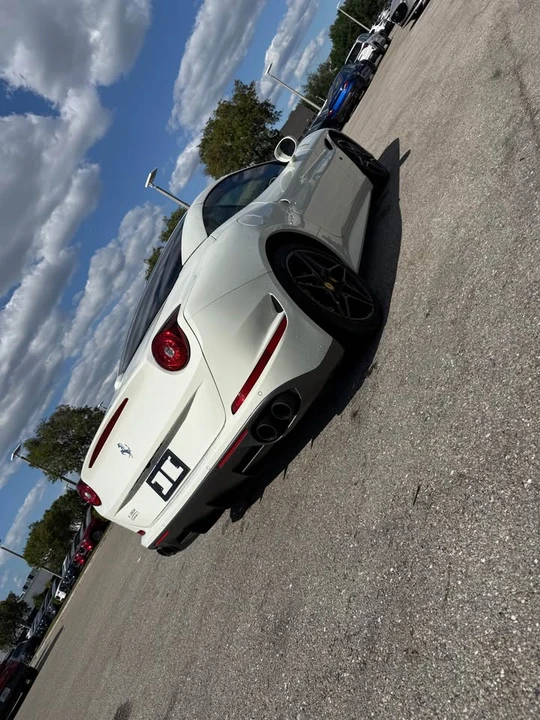 2017 Ferrari California T - Image 4 of 9