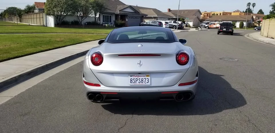 2017 Ferrari California T - Image 6 of 10