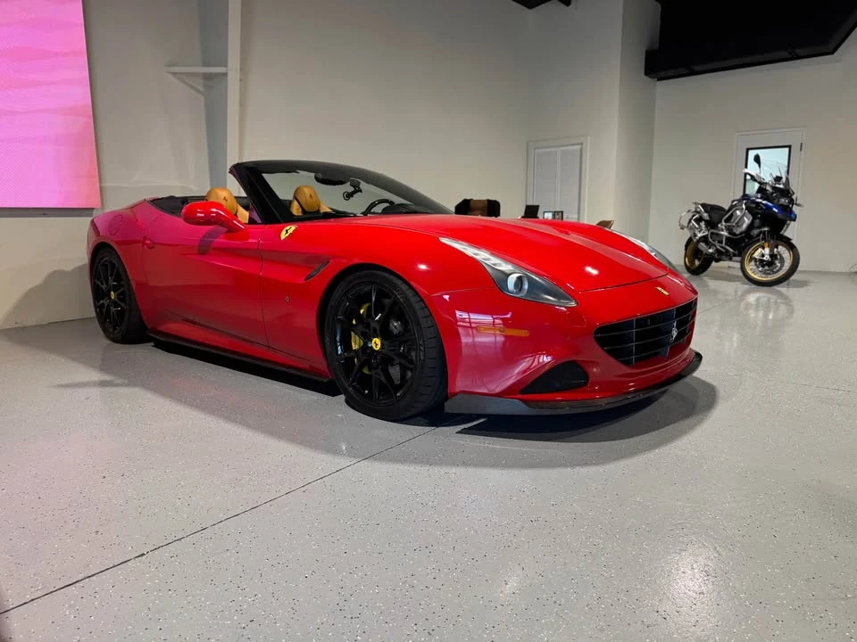 2017 Ferrari California T - Image 3 of 13