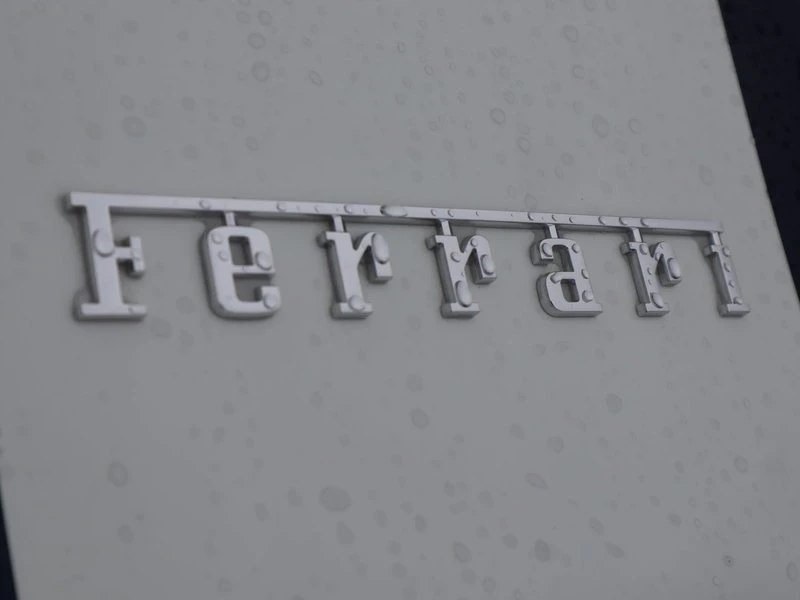 2017 Ferrari California T - Image 16 of 16