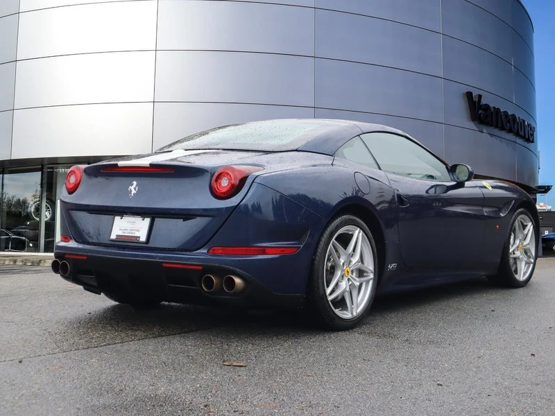 2017 Ferrari California T - Image 5 of 16