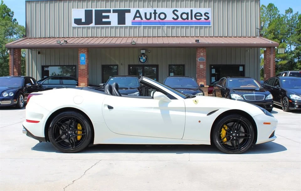 2017 Ferrari California T - Image 20 of 20