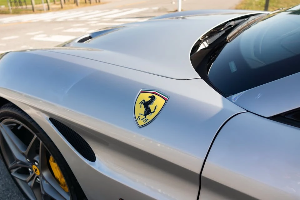 2017 Ferrari California T - Image 5 of 20