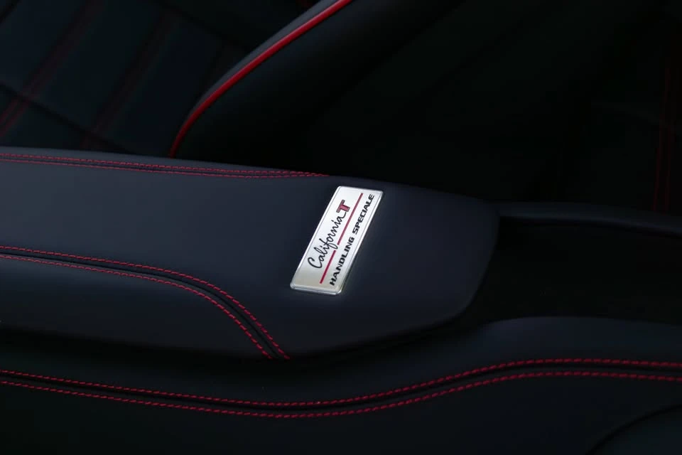 2017 Ferrari California T - Image 16 of 20