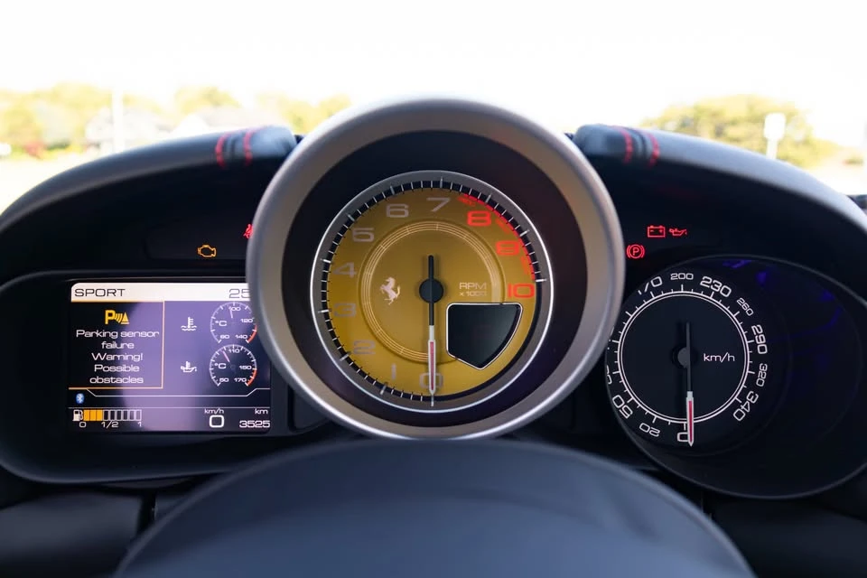 2017 Ferrari California T - Image 17 of 20