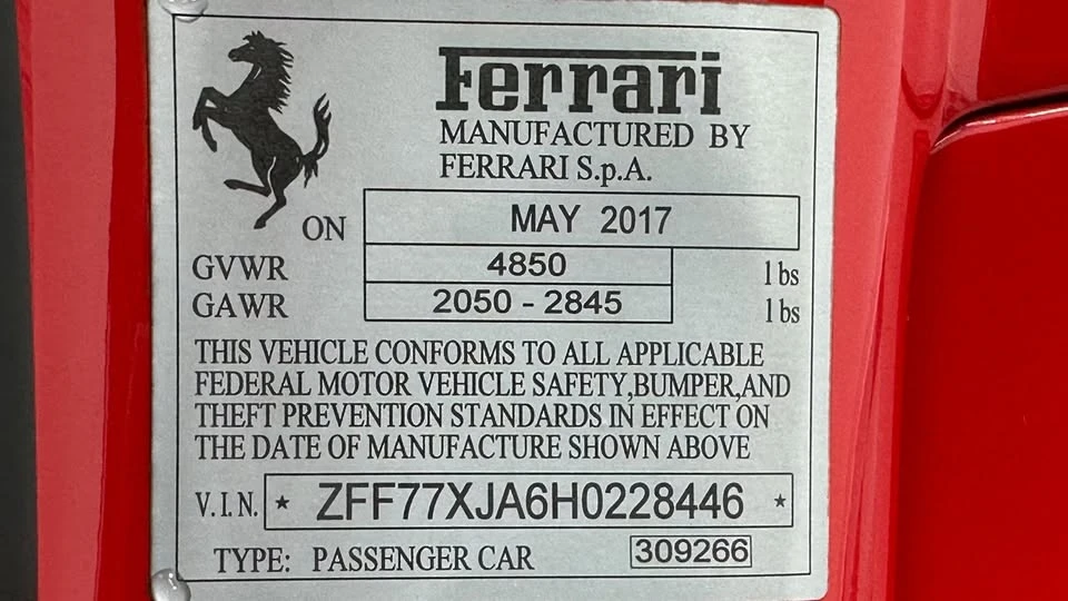 2017 Ferrari California T - Image 8 of 16