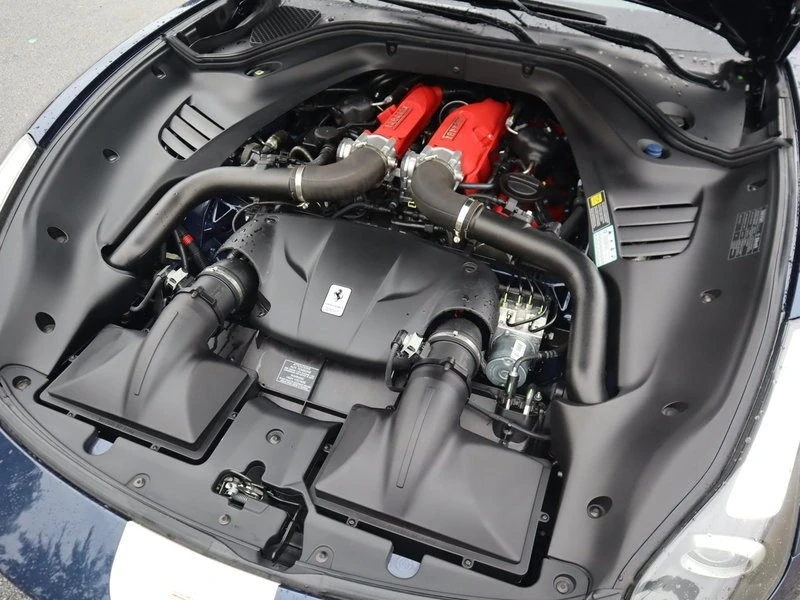2017 Ferrari California T - Image 16 of 20