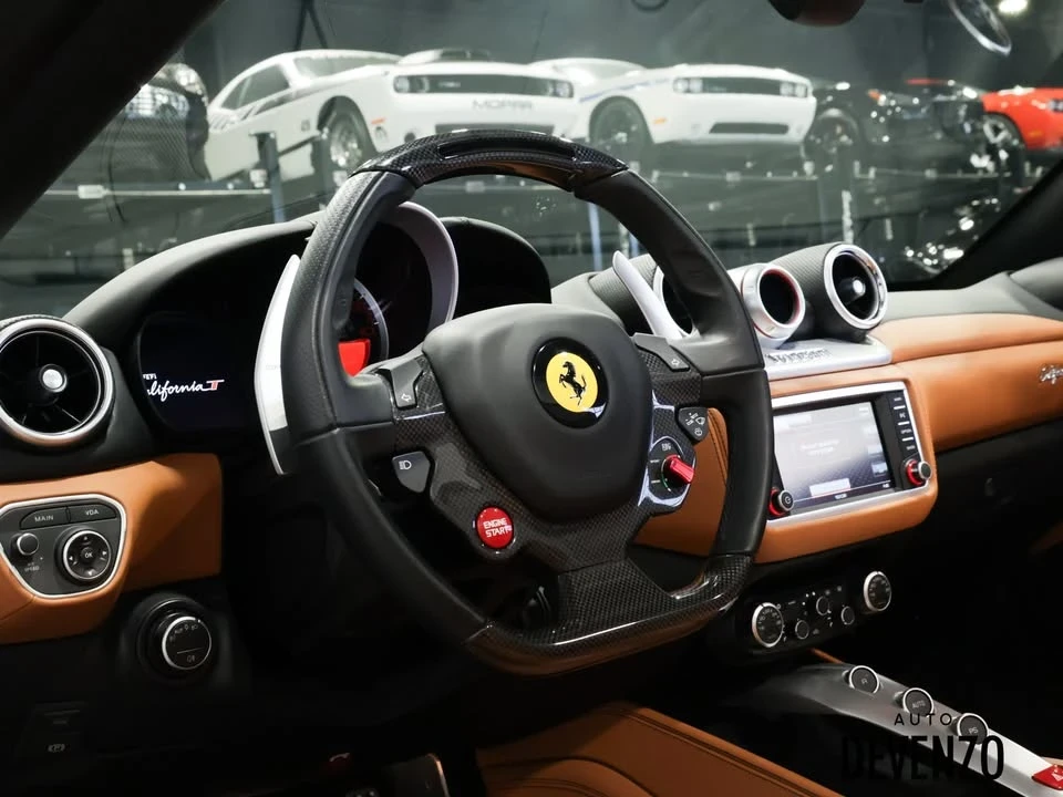 2017 Ferrari California T - Image 15 of 20