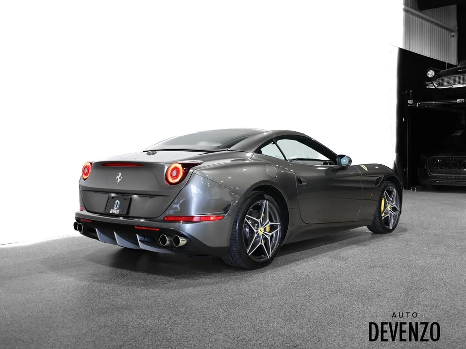 2017 Ferrari California T - Image 6 of 20