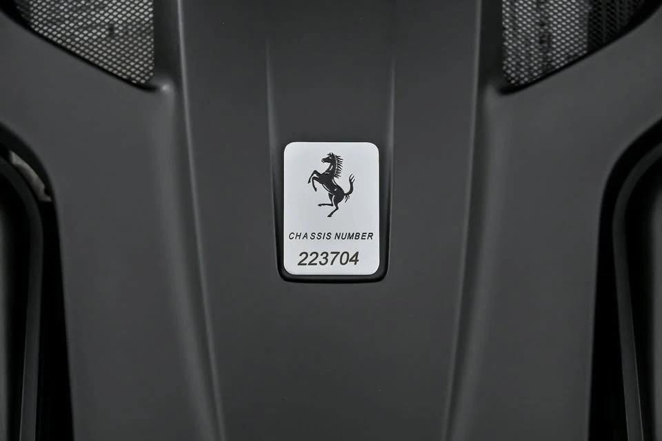 2017 Ferrari GTC4Lusso - Image 19 of 20