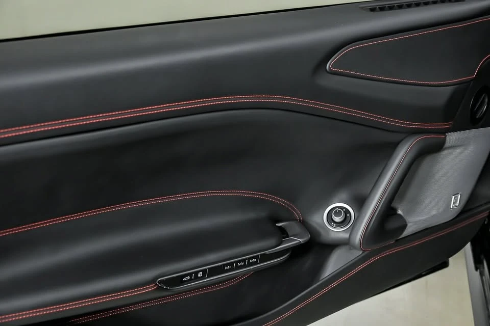 2017 Ferrari GTC4Lusso - Image 20 of 20