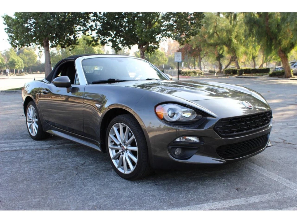 2017 Fiat 124 - Image 17 of 31