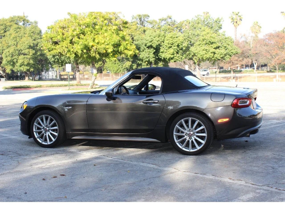 2017 Fiat 124 - Image 7 of 31