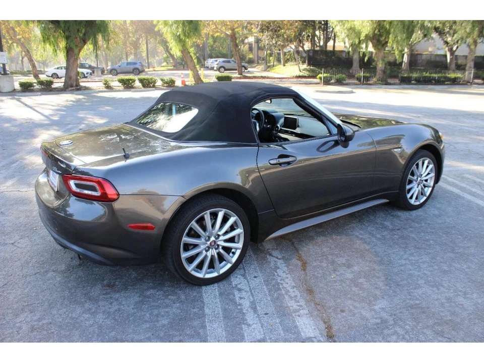2017 Fiat 124 - Image 20 of 31