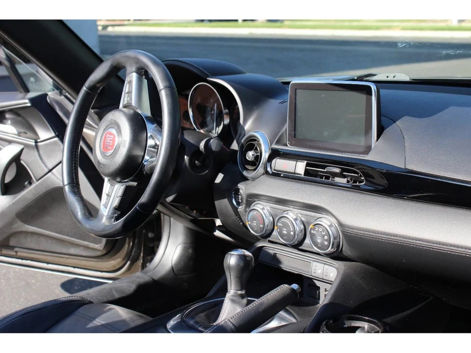 2017 Fiat 124 - Image 29 of 31