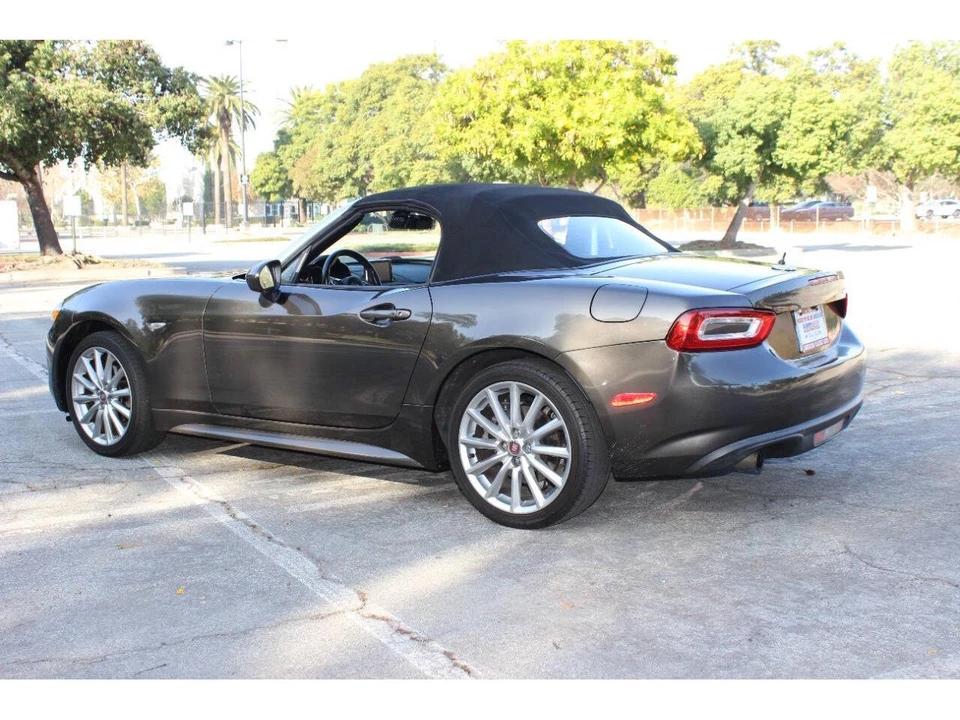 2017 Fiat 124 - Image 10 of 31