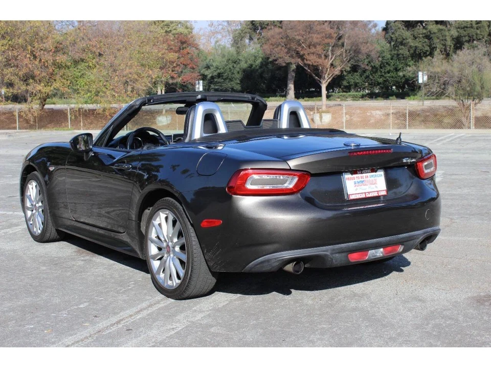 2017 Fiat 124 - Image 8 of 31
