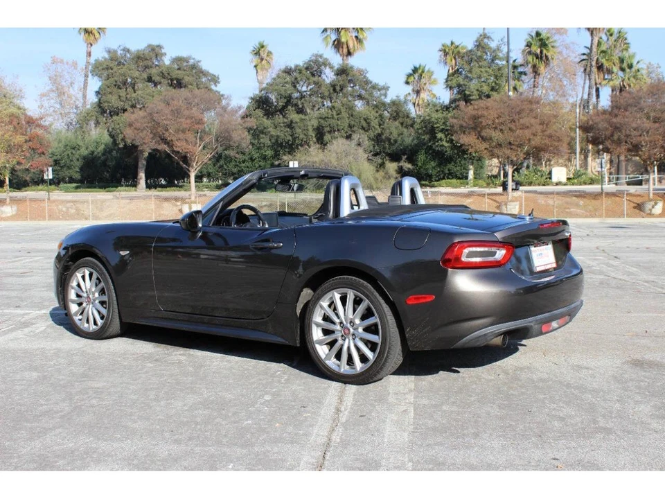 2017 Fiat 124 - Image 6 of 31