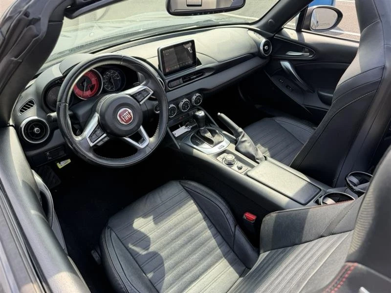 2017 Fiat 124 Spider - Image 9 of 20