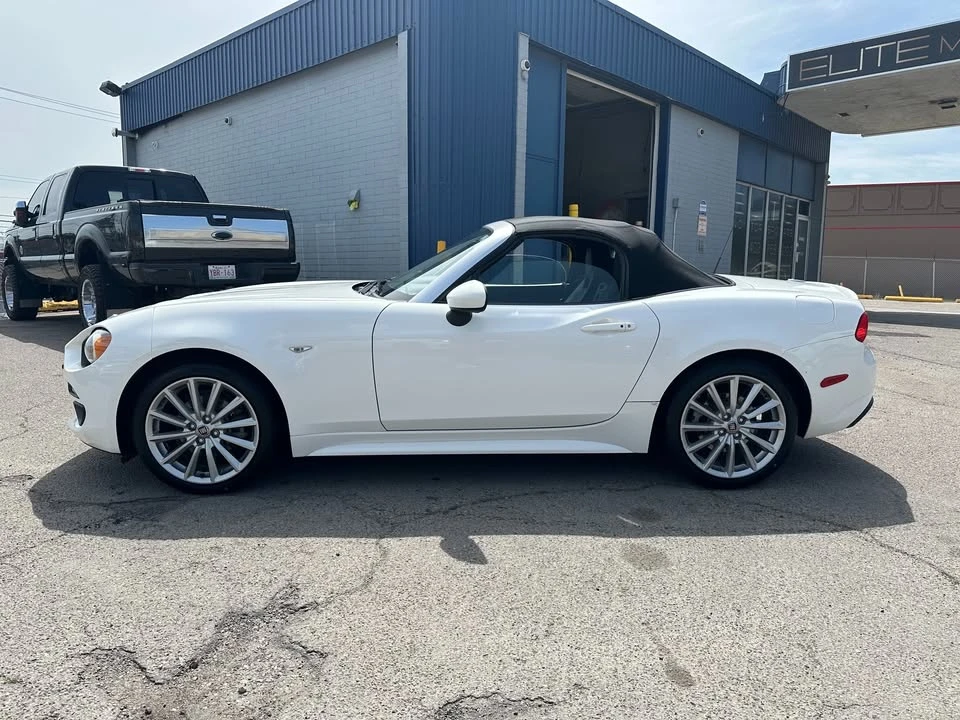2017 Fiat 124 Spider - Image 6 of 13