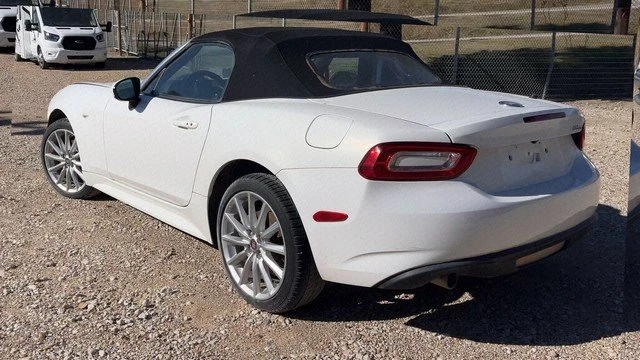 2017 Fiat 124 Spider - Image 2 of 20