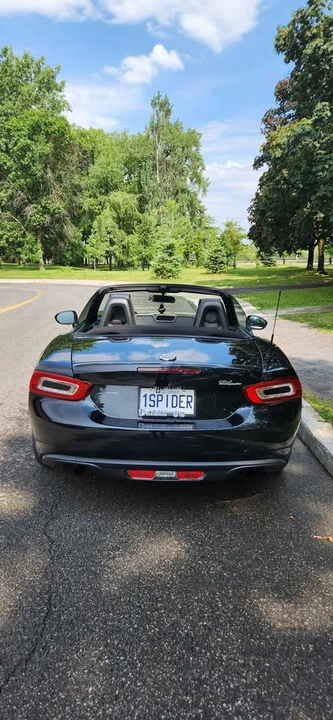 2017 Fiat 124 Spider - Image 6 of 10