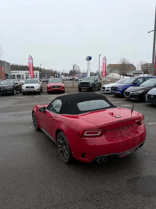 2017 Fiat 124 Spider - Image 5 of 7