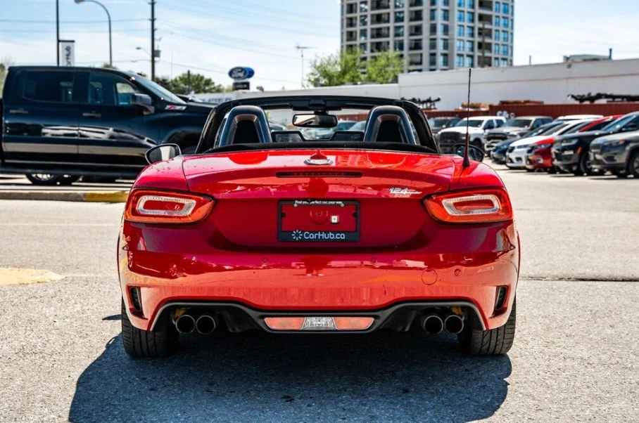 2017 Fiat 124 Spider - Image 4 of 10