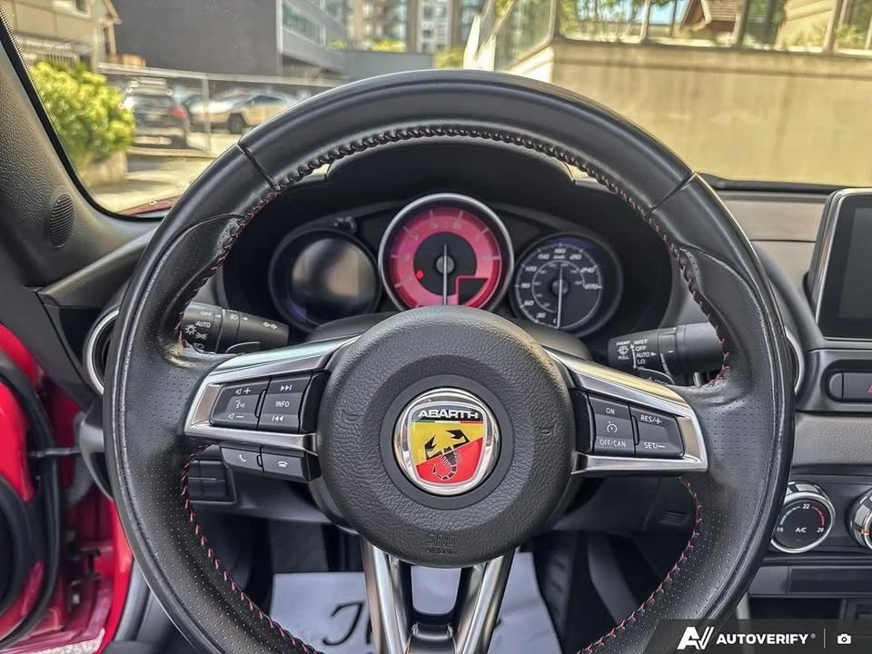 2017 Fiat 124 Spider - Image 11 of 20