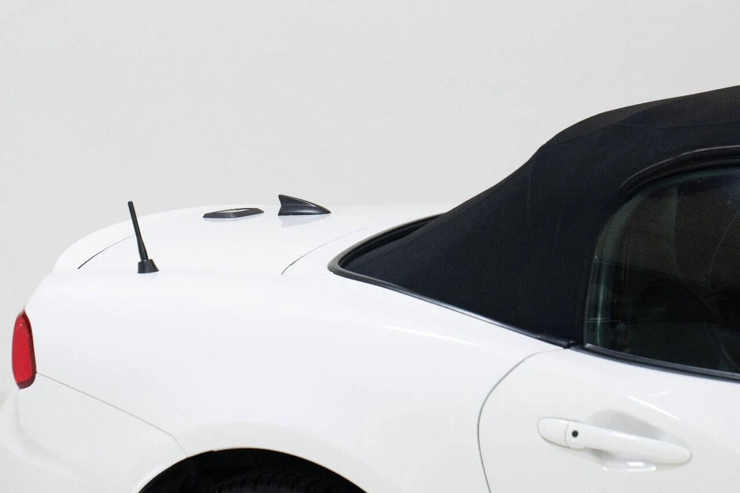 2017 Fiat 124 Spider - Image 12 of 12