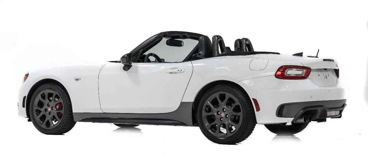 2017 Fiat 124 Spider - Image 4 of 12