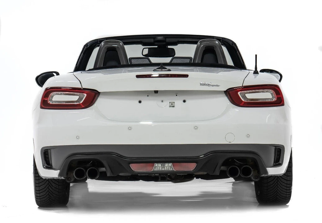 2017 Fiat 124 Spider - Image 8 of 12