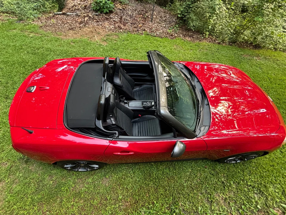 2017 Fiat 124 Spider - Image 10 of 31