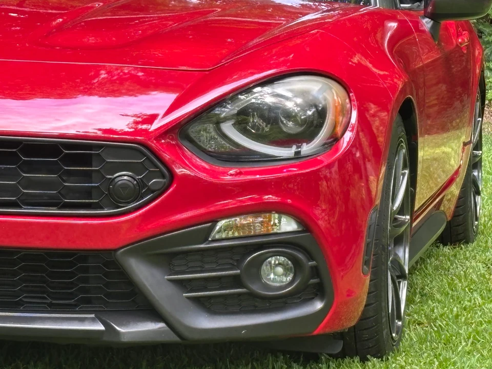 2017 Fiat 124 Spider - Image 23 of 31
